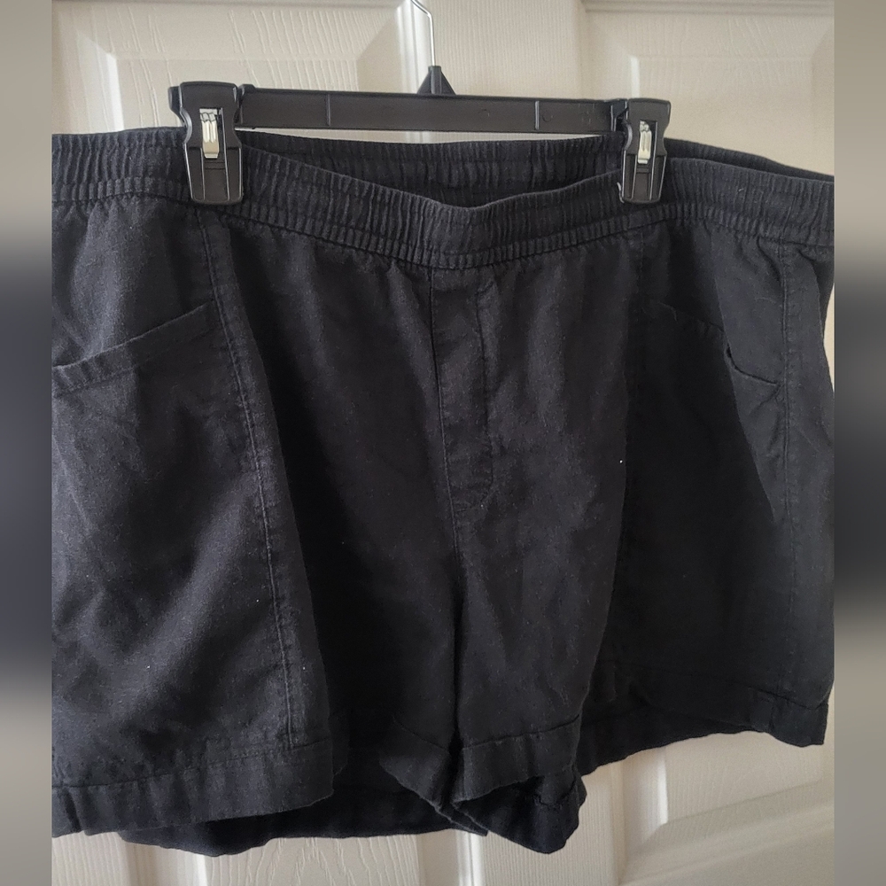 Old Navy Black Casual Shorts
